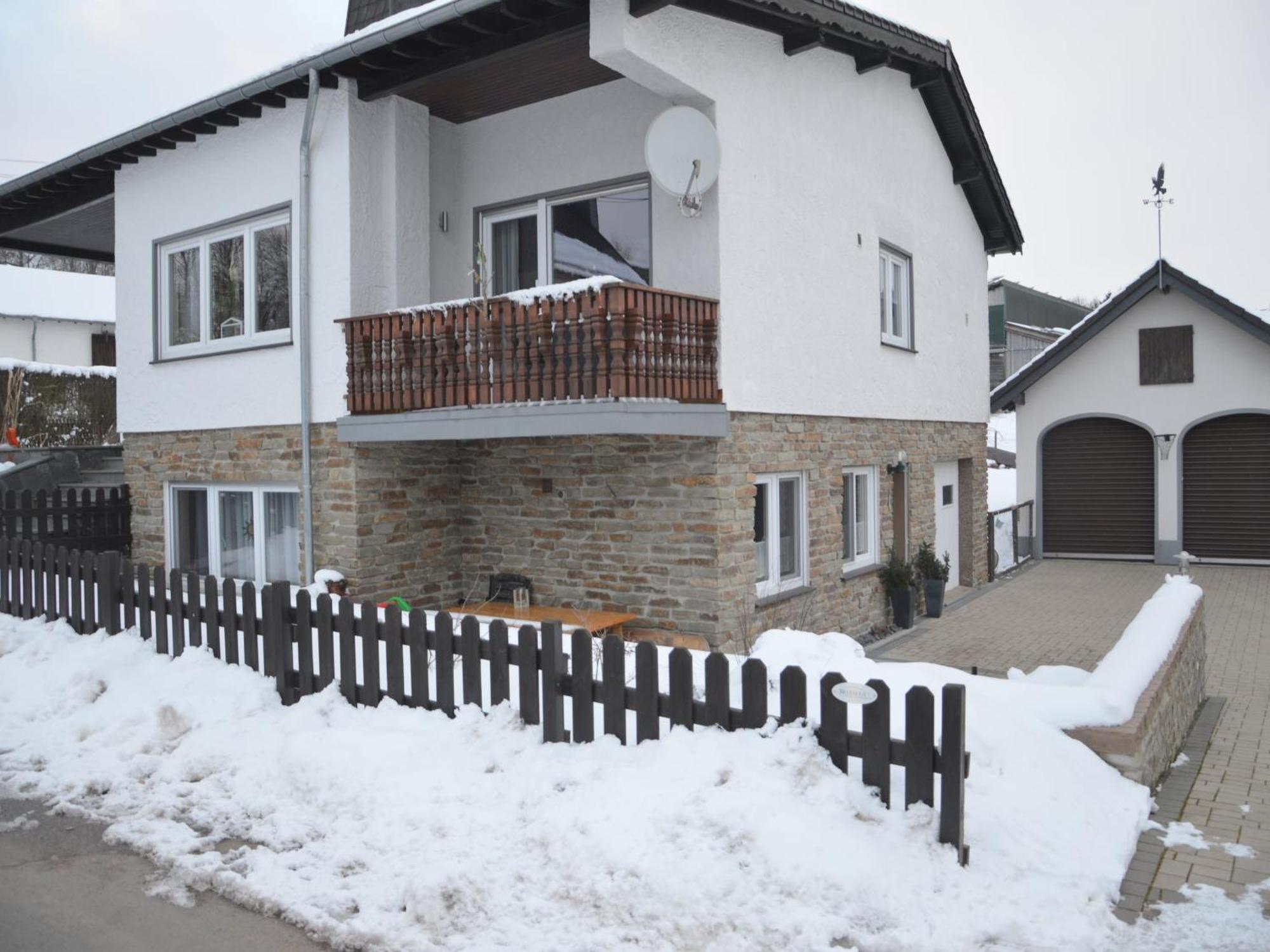 Quiet Apartment Along A Stream In Halenfeld Sellerich Экстерьер фото